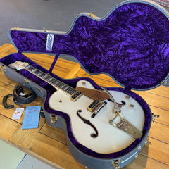 Gretsch Custom Shop White Falcon G6136CST - Masterbuilt by Stephen Stern - Made in the USA Hollowbody Electric Guitar - USED!